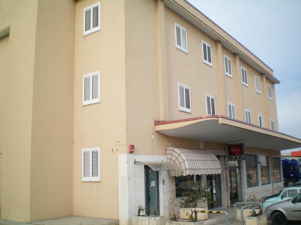 Hotel Zio Cataldo Corato Exterior foto